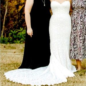 Justin Alexander Signature Wedding Dress Style 9867 size 12